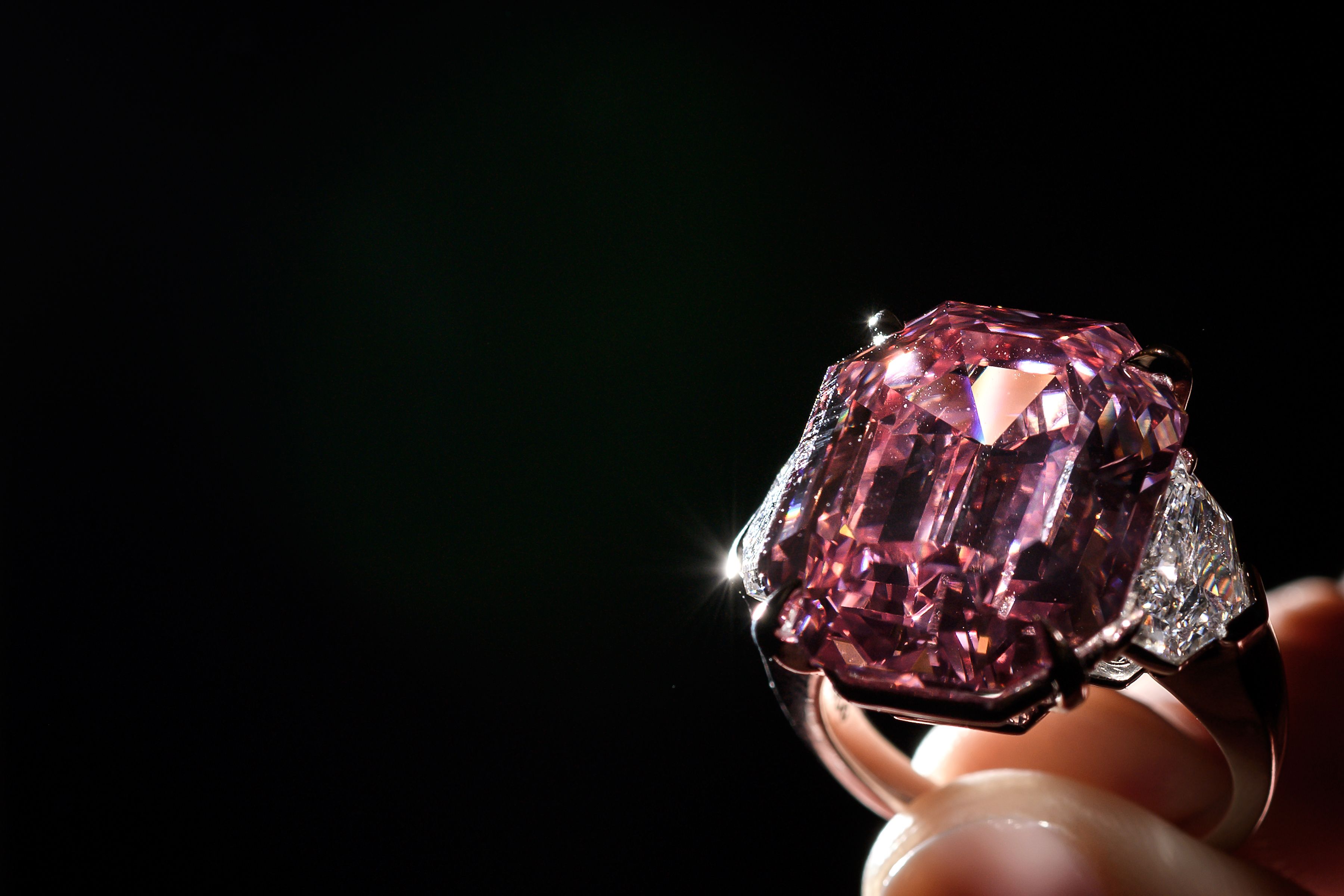SWITZERLAND-auction-jewellery-DIAMOND