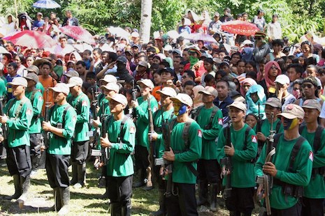 PHILIPPINES-UNREST-COMMUNIST-PEACE-FILES
