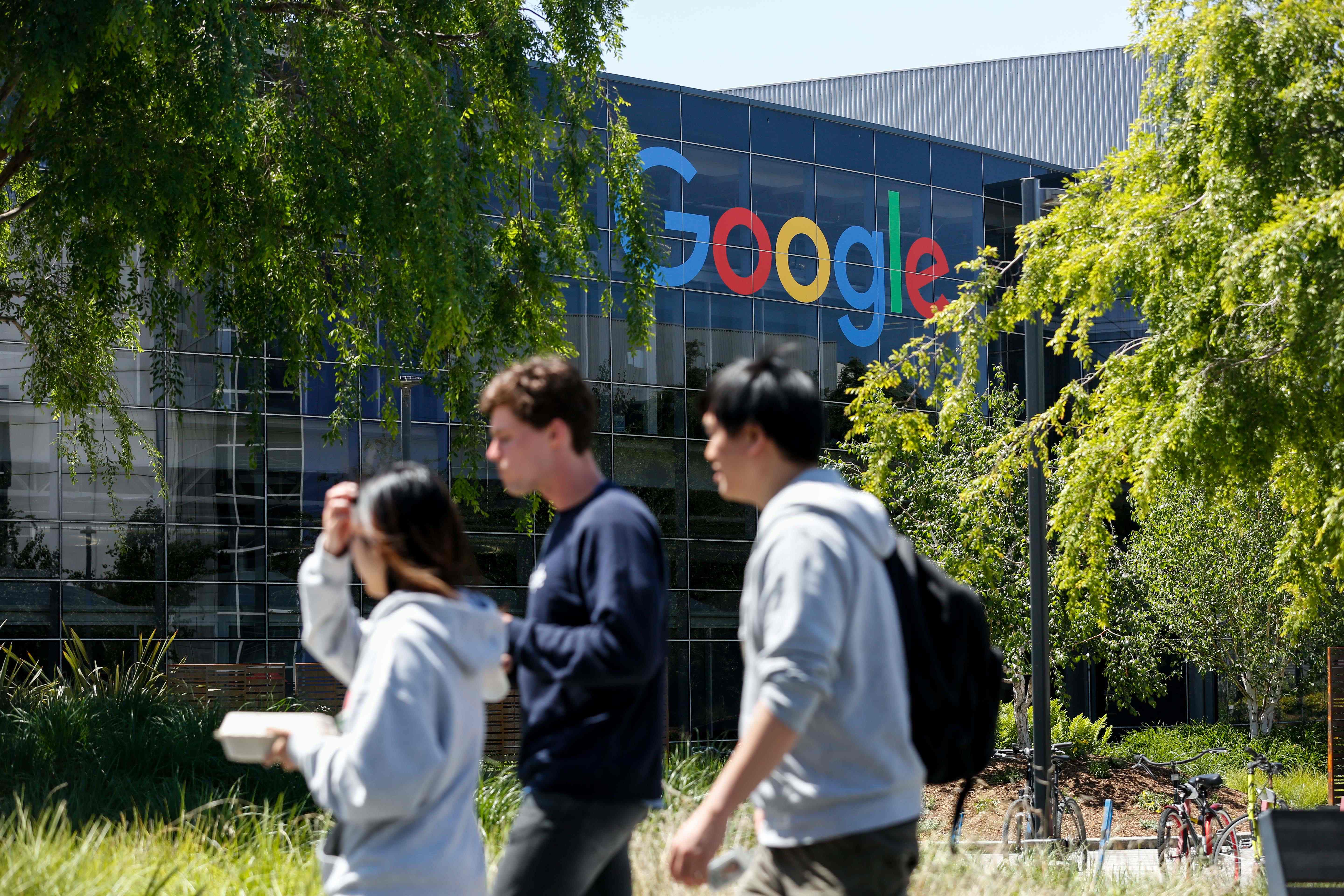 FILES-US-TECHNOLOGY-IMMIGRATION-POLITICS-GOOGLE