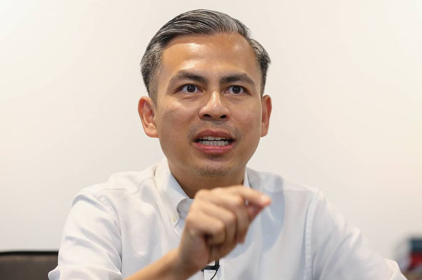 1Fahmi Fadzil