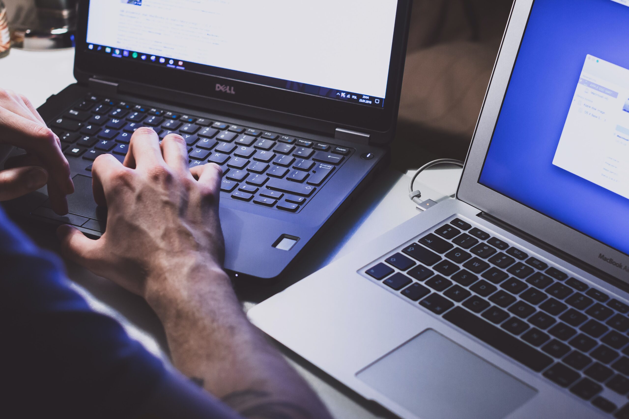 stalking, laptop, social media