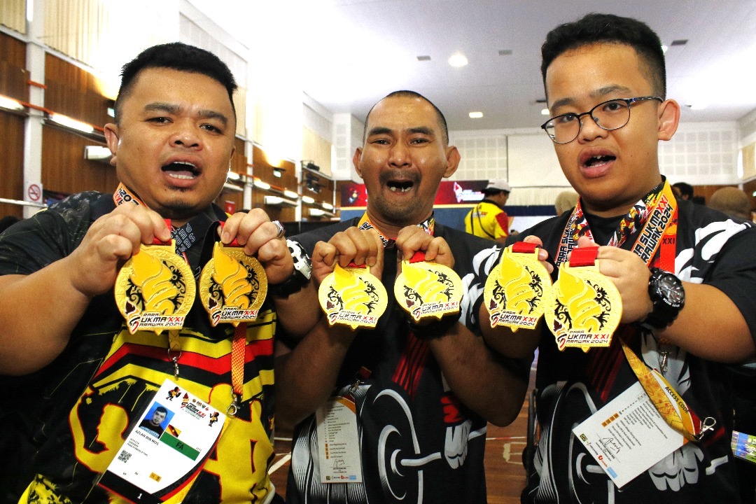 KCH-jamil parapowerlifting-2709-gl-1