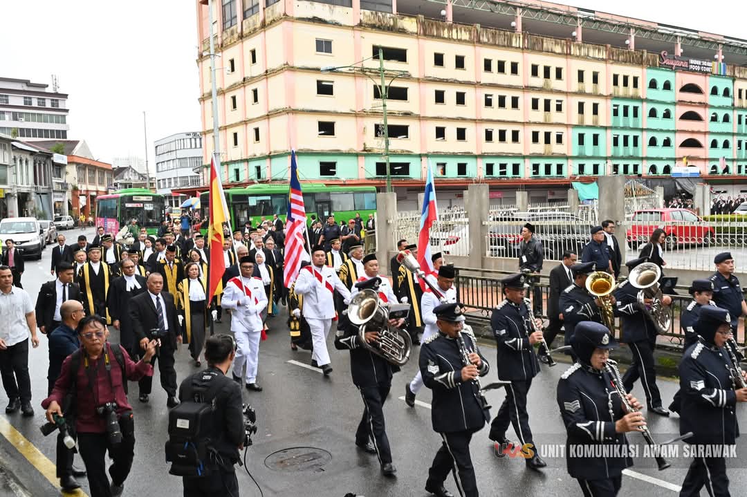 KCH-legal procession-1001-al- 2