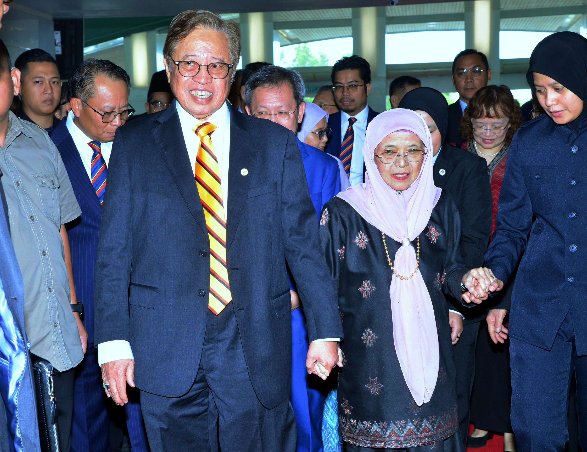 KCH-premier amanat-1301-rs 01