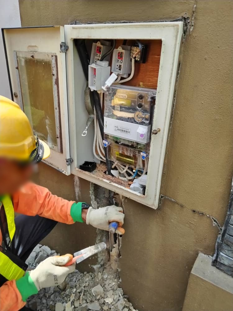 KCH-electric theft-0402-np-1