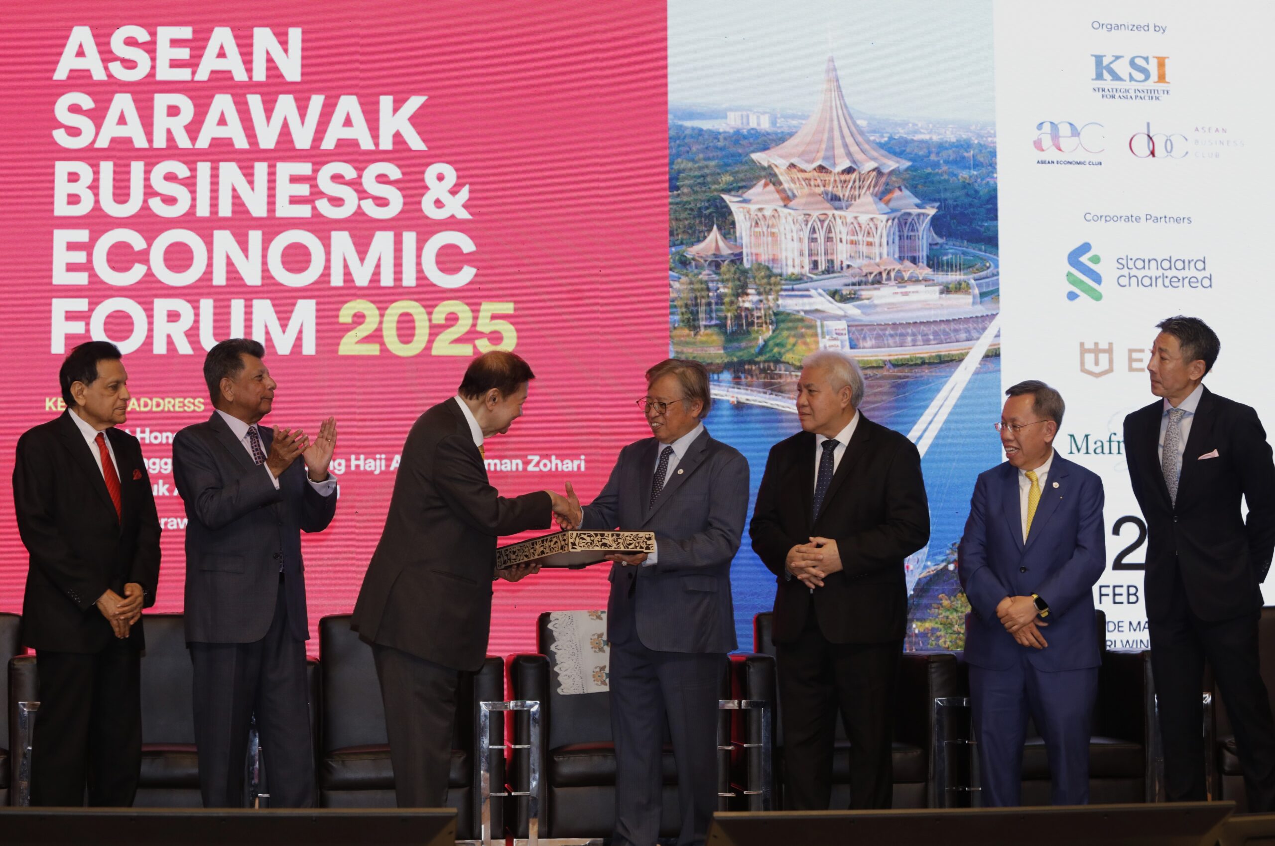 SS & KCH-premier asean-2802-gb (4)