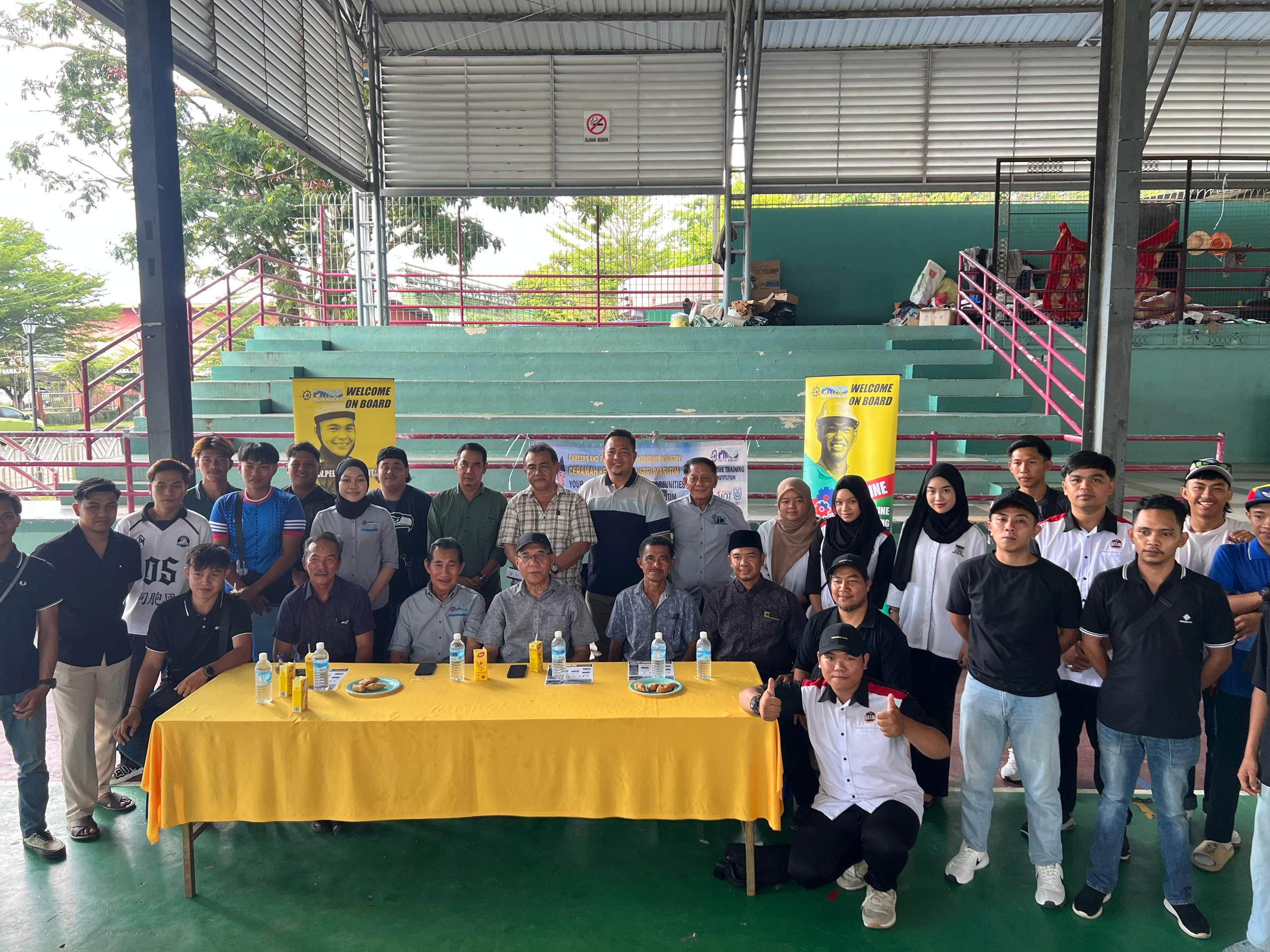 Lws-youth-1105-mr p1