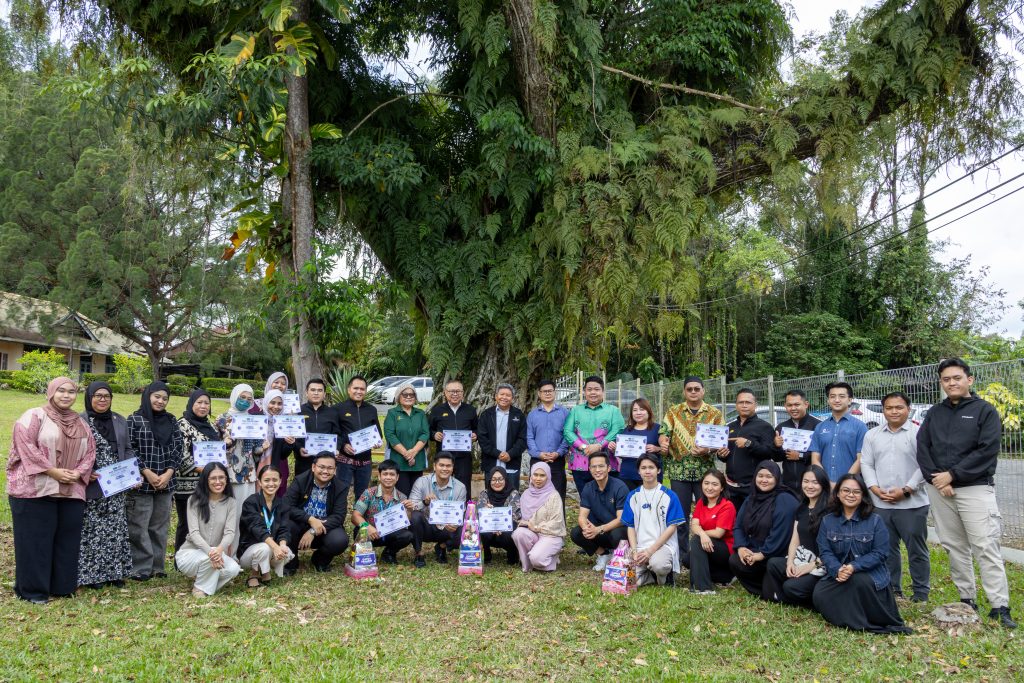 AZAM Trains Members In Visual Communication Skills | Sarawak Tribune