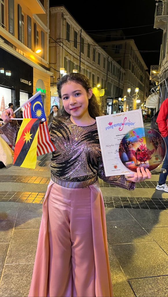 Aleysha Breaks Into Sanremo Top Five | Sarawak Tribune