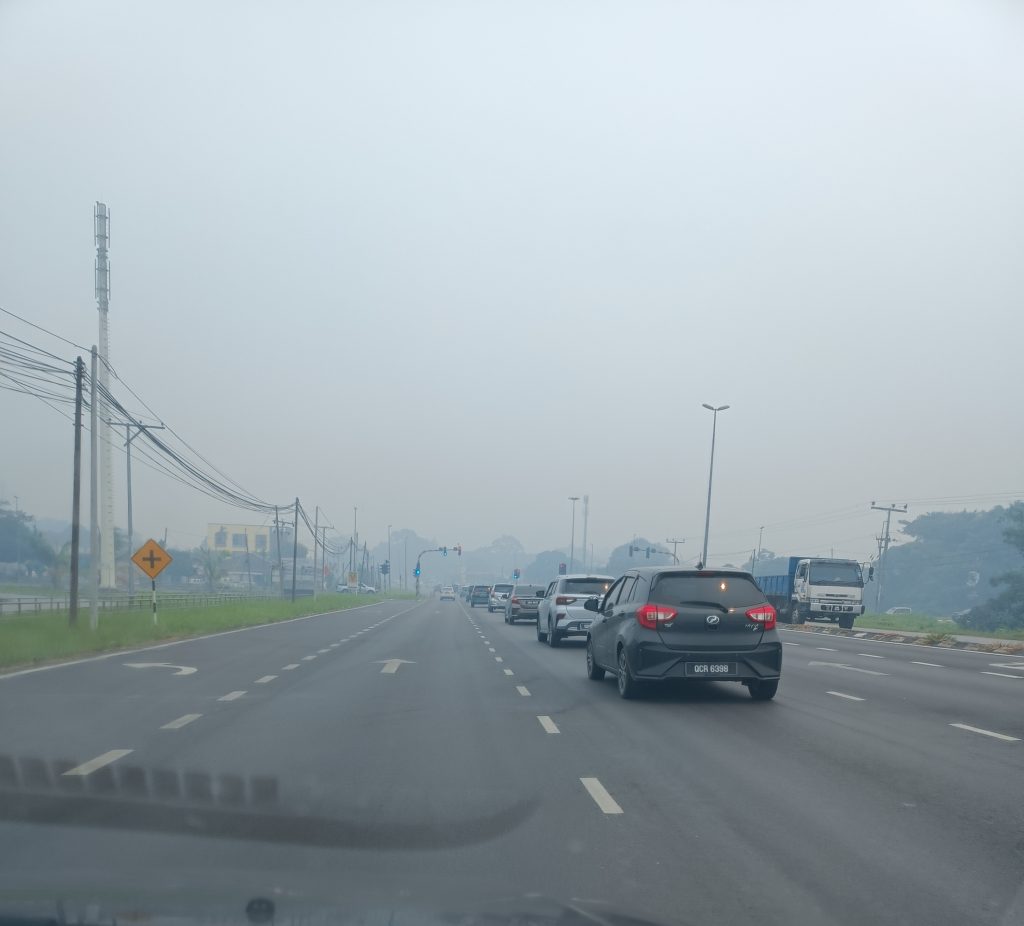 Haze forces schools in Lubok Antu and Kanowit to take a break