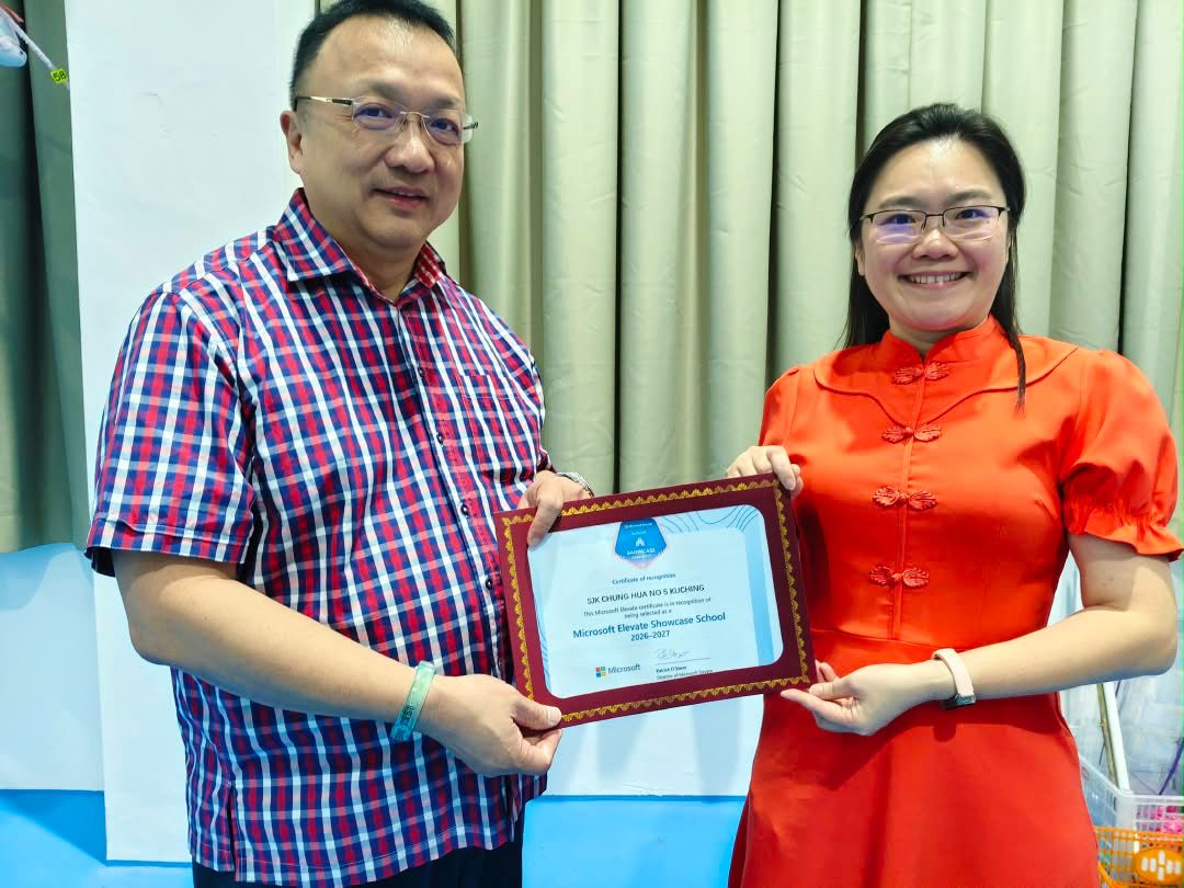 School achieves milestone in digital transformation