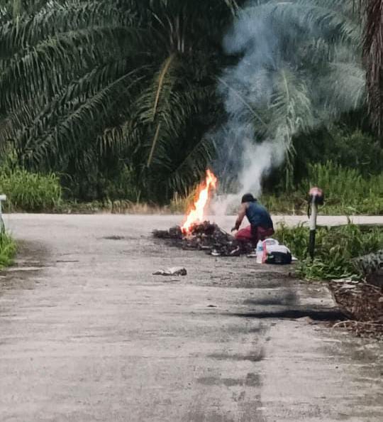 Two men caught burning stolen telecom cables to extract copper