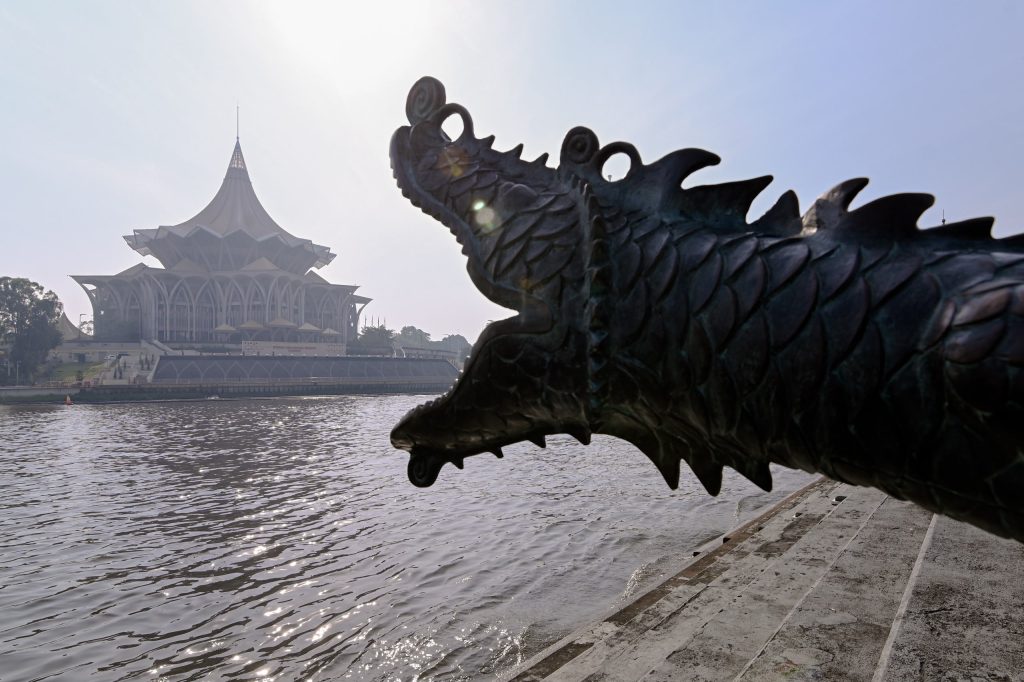 Sarawak can’t fight haze alone