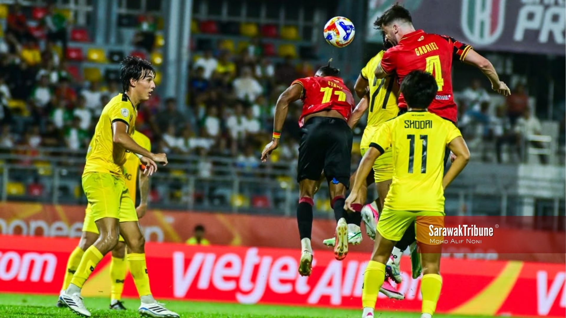 Peres makes debut count