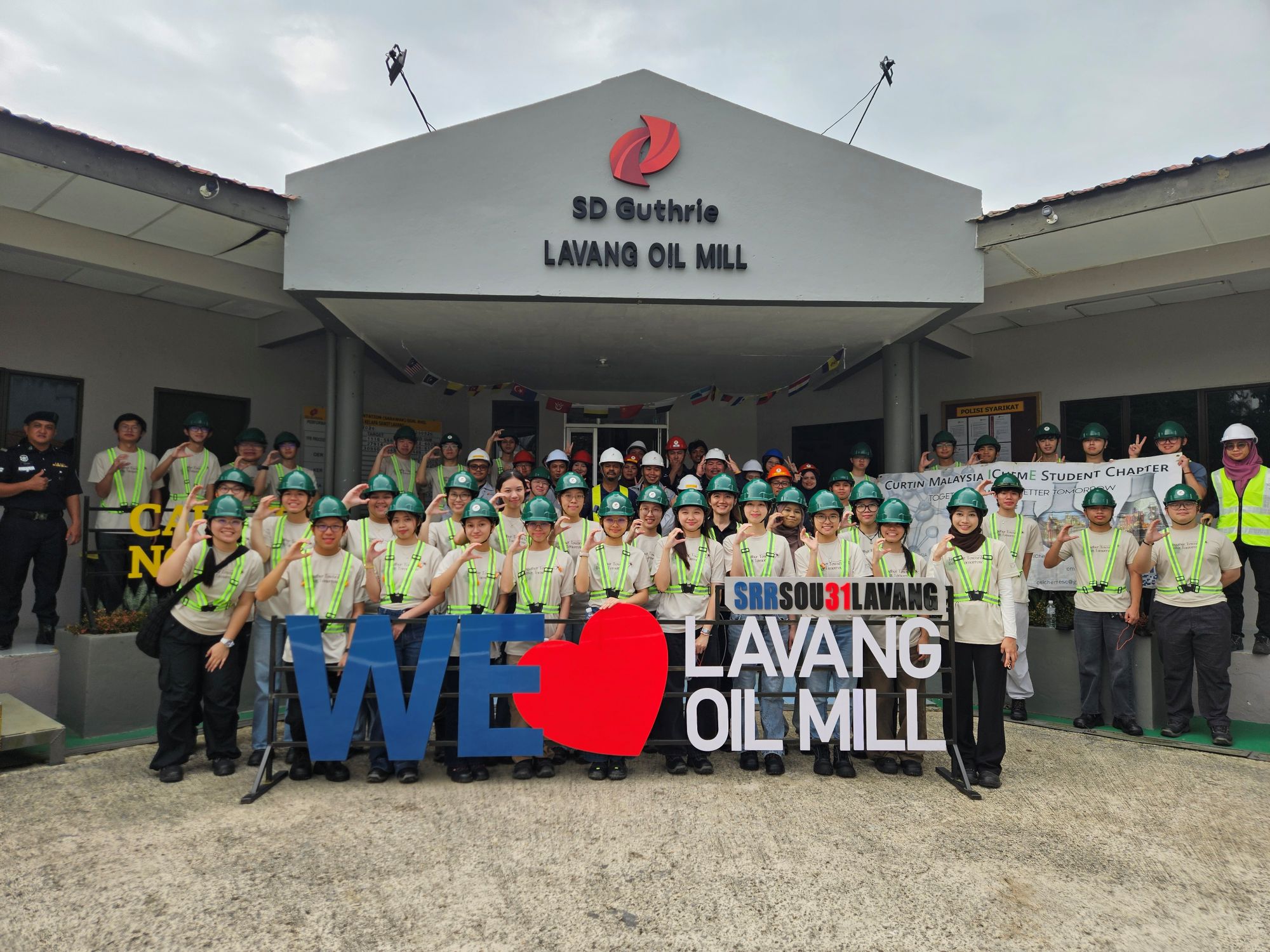 Curtin students gain hands-on insights into palm oil processing