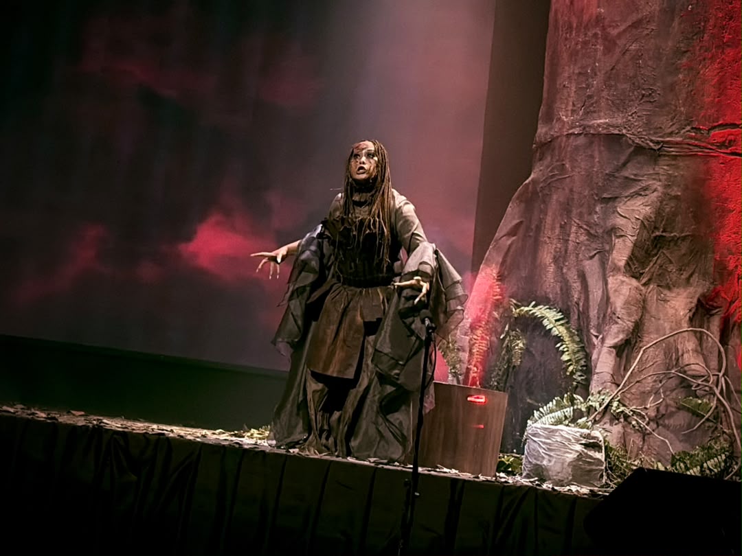 Teater Sanggar Kreatif Kuching wins Festival Teater Malaysia Sarawak zone