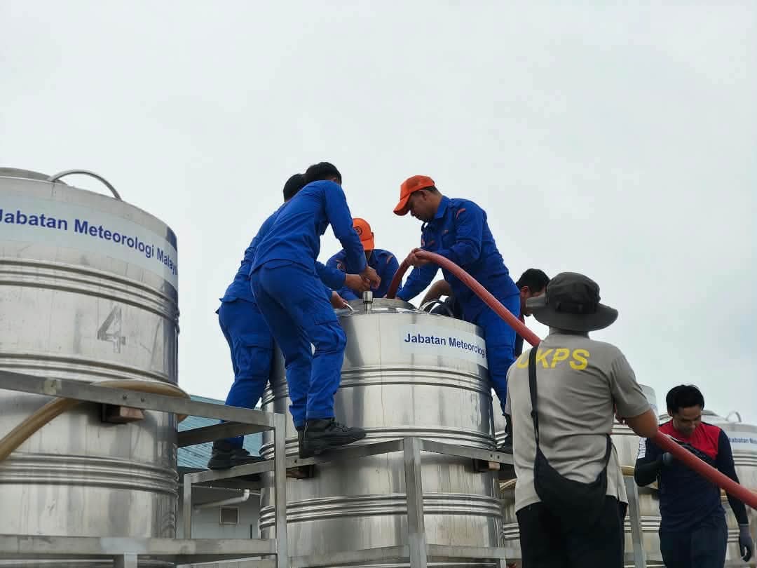 Focus on major dams in three-day cloud seeding operation