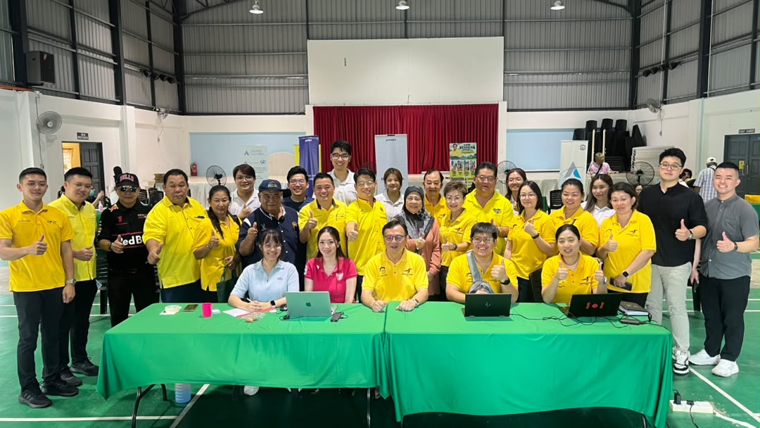 Batu Kitang health day screens 50 residents