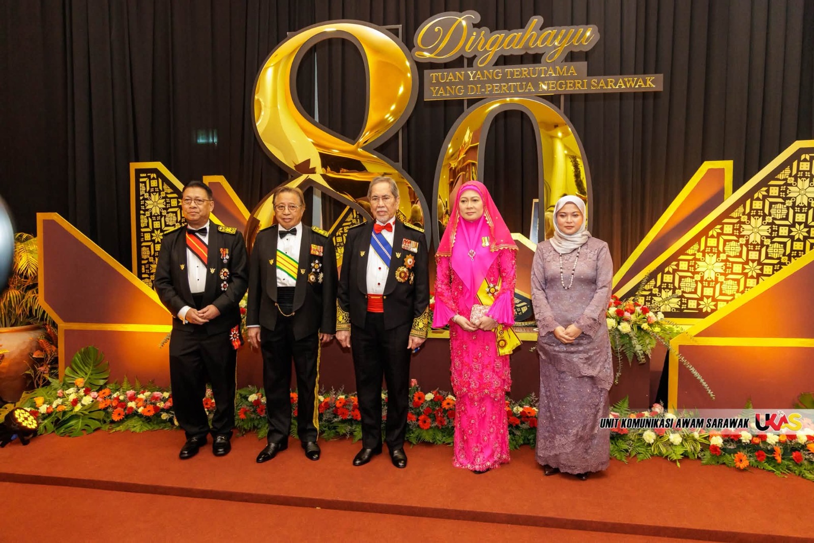 State leaders gather for TYT’s 80th birthday banquet