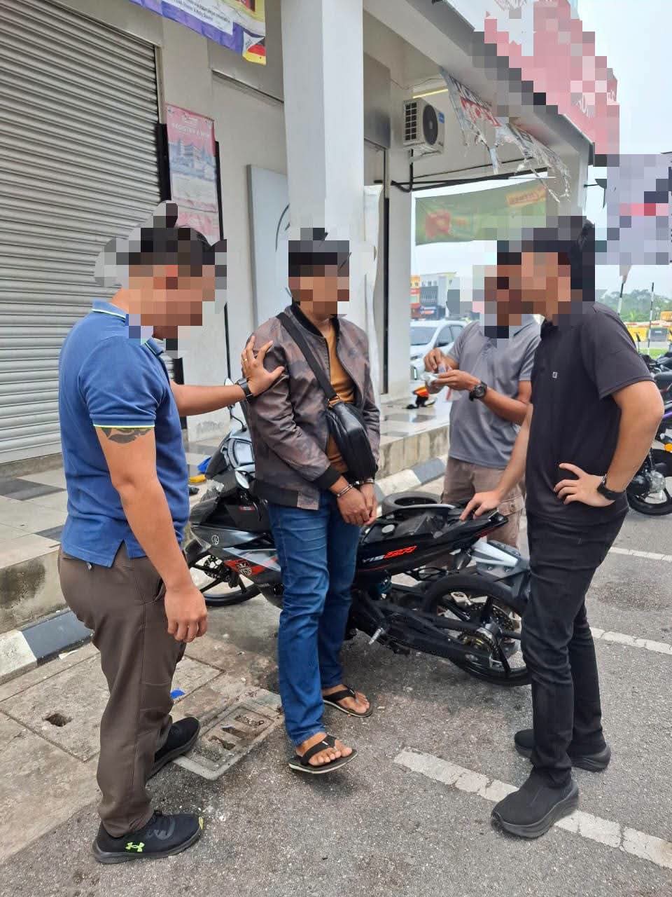 Man detained for having suspected meth